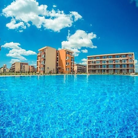 Holiday Fort Golf Club Солнечный берег Экстерьер фото