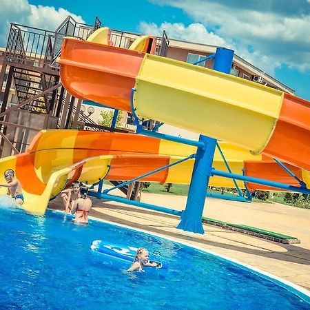 Holiday Fort Golf Club Солнечный берег Экстерьер фото