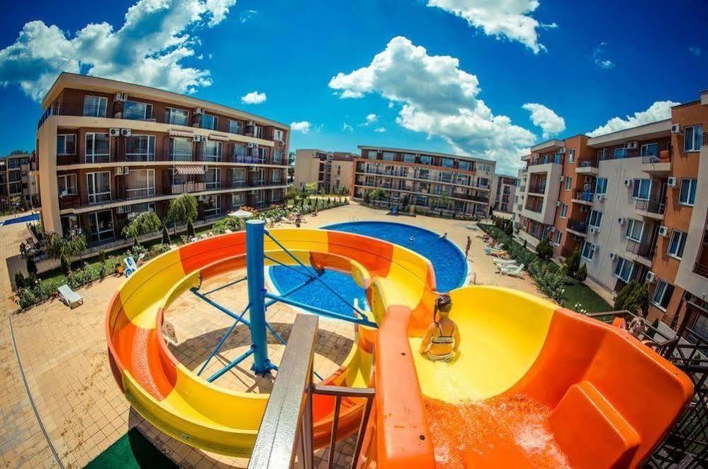 Holiday Fort Golf Club Солнечный берег Экстерьер фото