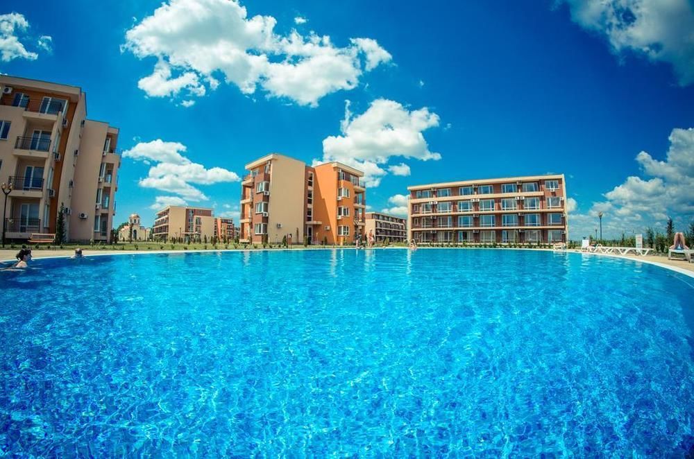 Holiday Fort Golf Club Солнечный берег Экстерьер фото