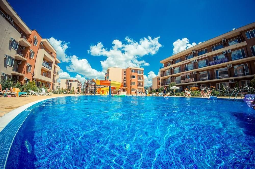Holiday Fort Golf Club Солнечный берег Экстерьер фото